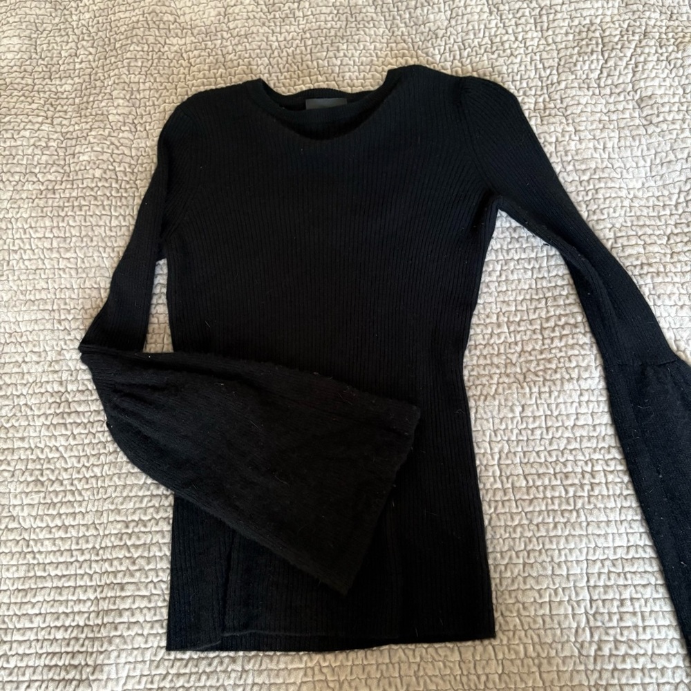 Women’s long sleeve Black Cashmere Women's Top size large